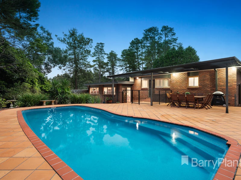 3032 Curry Road, Park Orchards, VIC 3114