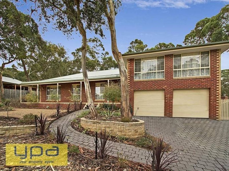 33 Fullwood Drive, Sunbury, Vic 3429 Property Details