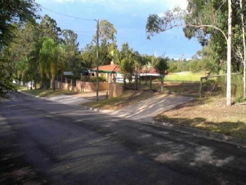 107113 Hayes Avenue, Camira, Qld 4300 Property Details