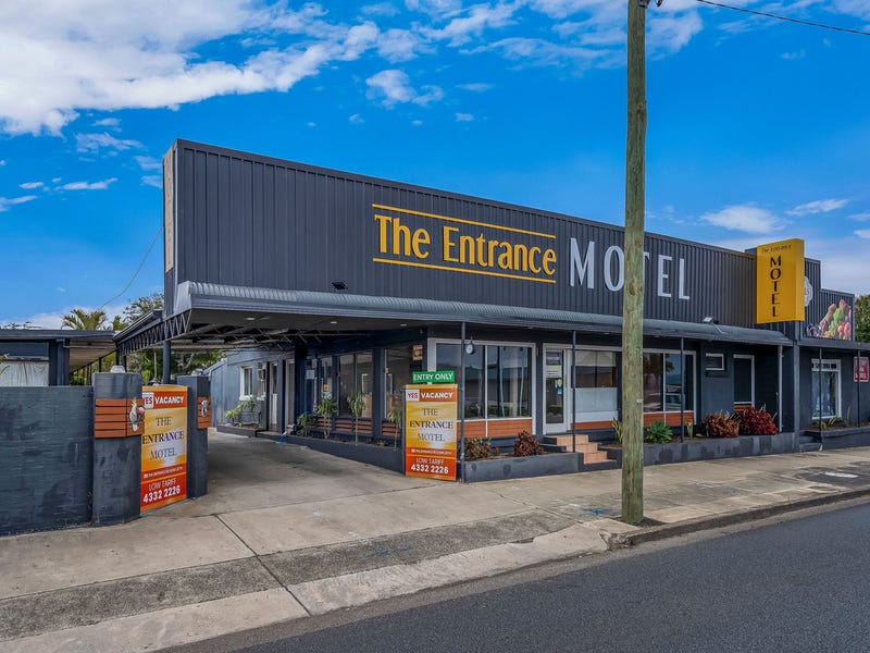 What's On  The Long Jetty Hotel