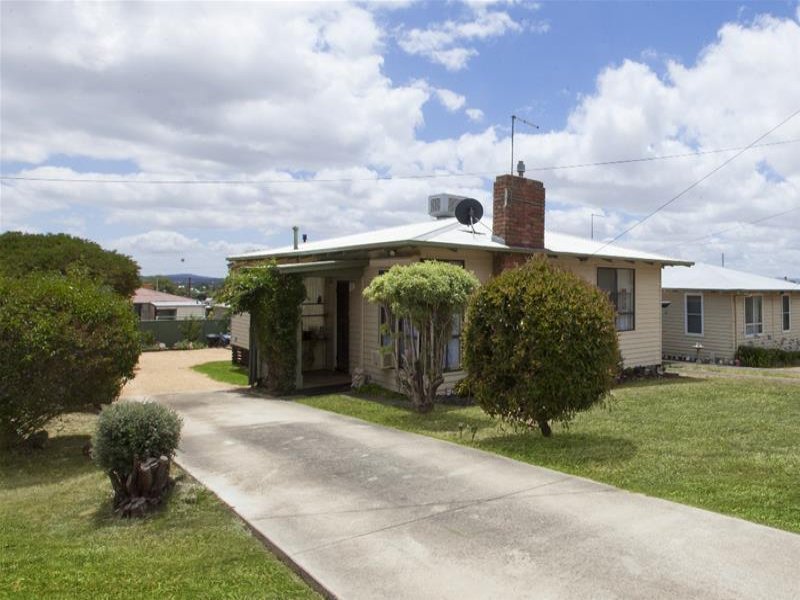 5 Montgomery Street, Ararat, VIC 3377