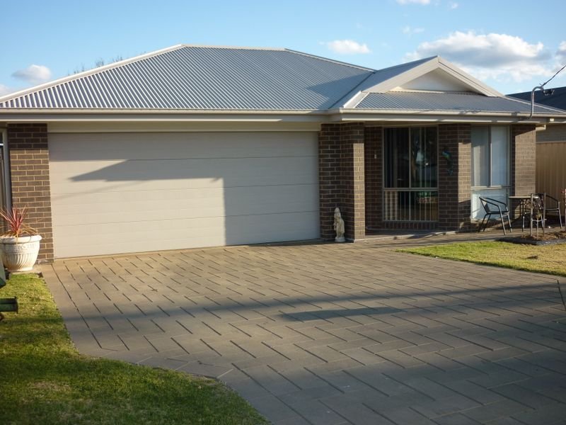54 Catherine Drive, Dubbo, NSW 2830 Property Details