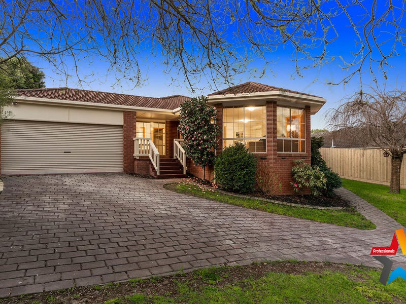 130 Lakeview Drive, Lilydale, Vic 3140 Property Details