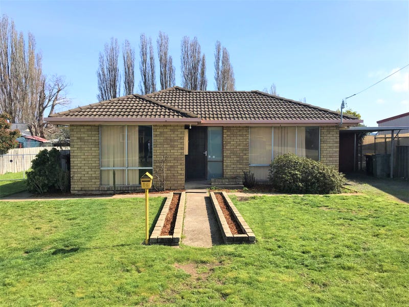 16 Bedford Street, Campbell Town, TAS 7210