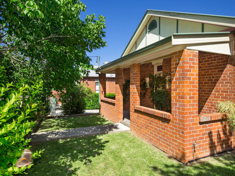 86 Fitzroy Street, Tamworth, NSW 2340 Property Details