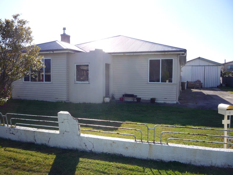 8 Kitchener Avenue, Beauty Point, TAS 7270