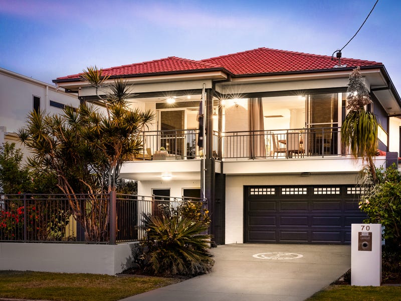 70 Oyster Point Esplanade, Scarborough, Qld 4020 House for Sale