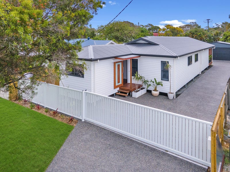 14 Ocean Street, Torquay, Qld 4655 Property Details