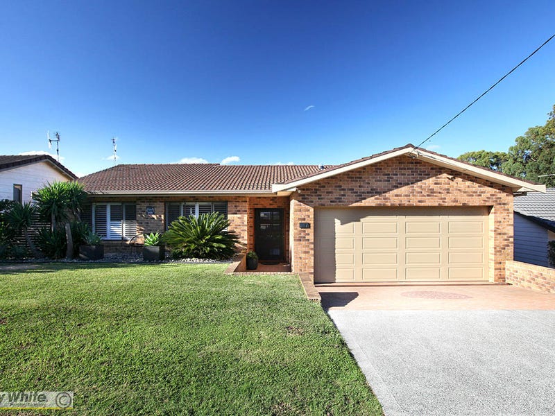 17 Daphne Street, Forster, NSW 2428 Property Details