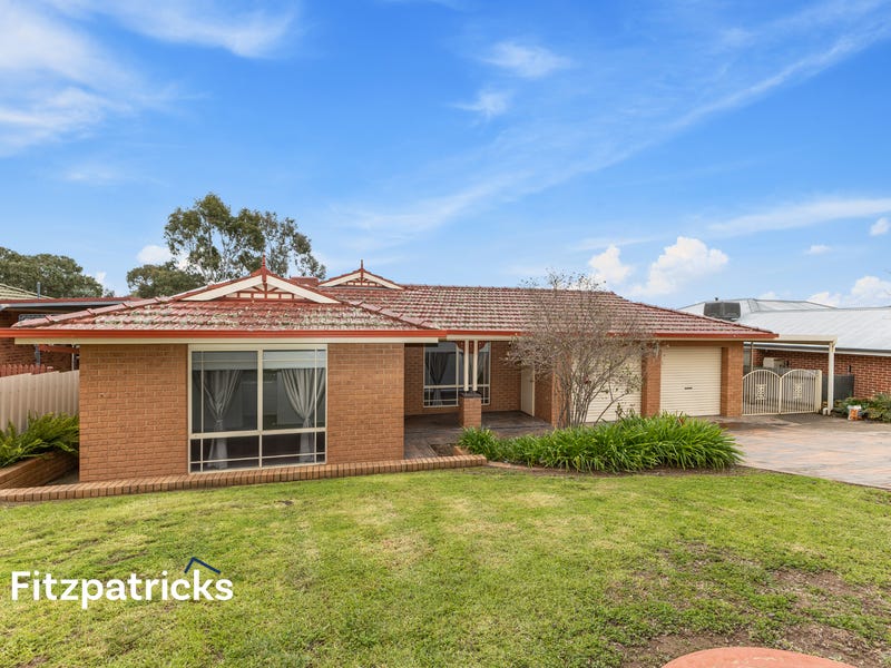 13 Hargrave Avenue, Lloyd, NSW 2650 Property Details
