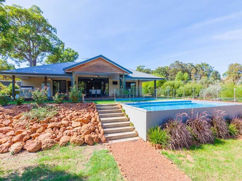 14 Coral Vine Loop, Jarrahdale, WA 6124