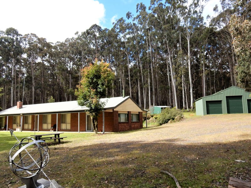 20 Fern Road, Little Hampton, Vic 3458 House for Sale