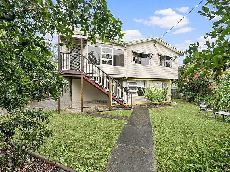 11 Queen Street, Cooran, QLD 4569