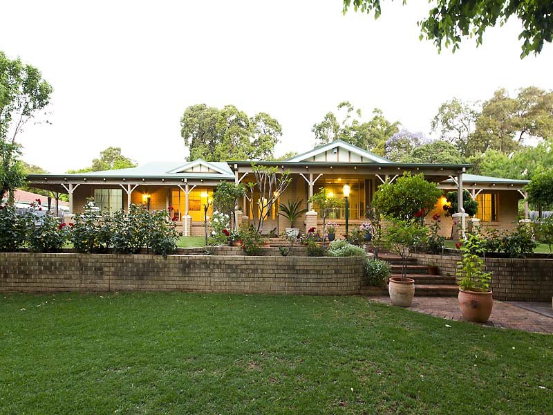 9 Turner Grove, Lesmurdie, WA 6076