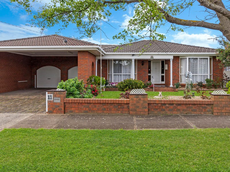 11 MacLand Drive, Warrnambool, Vic 3280 Property Details