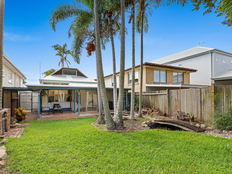 379 Hawthorne Road, Hawthorne, Qld 4171