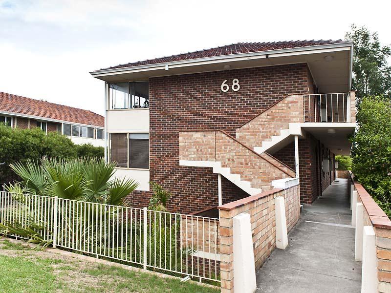 2/68 Broadway, Nedlands, WA 6009 Property Details
