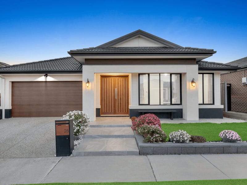 Houses for Sale in Tarneit, VIC 3029