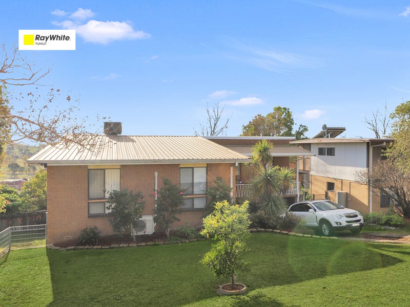 43 Clarke Street, Tumut, NSW 2720 House for Sale