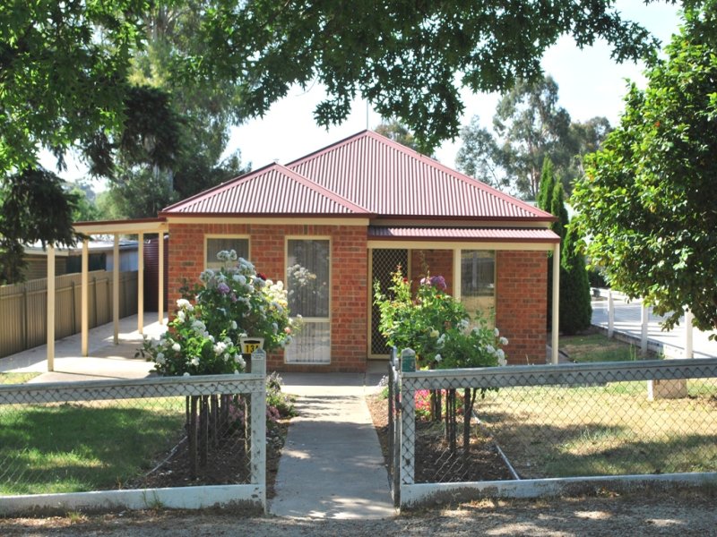 13a Victoria Road, Beechworth, Vic 3747 Property Details