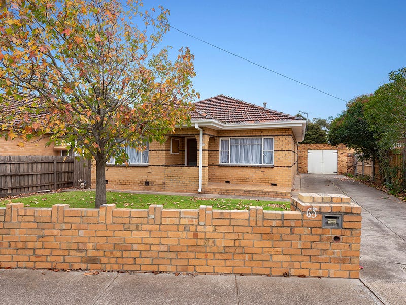 65 Cypress Avenue Brooklyn VIC 3012 realestate .au