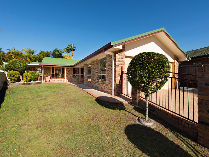 8 Diss Court, Albany Creek, QLD 4035