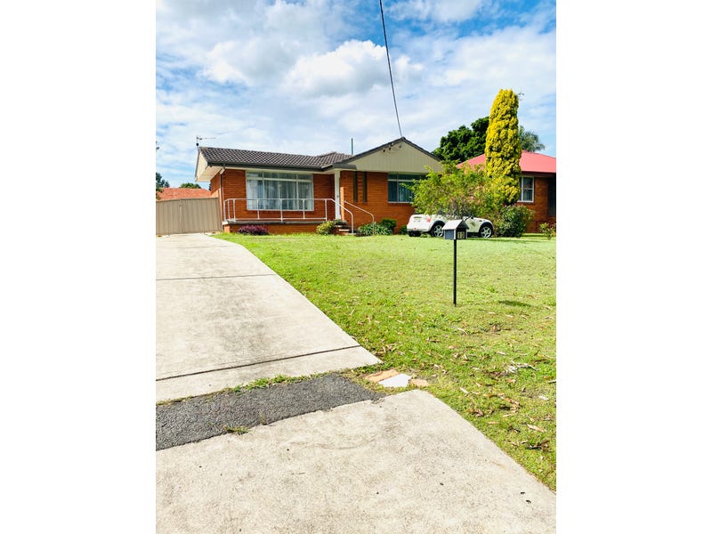 13 Parkway Avenue, Raymond Terrace, NSW 2324