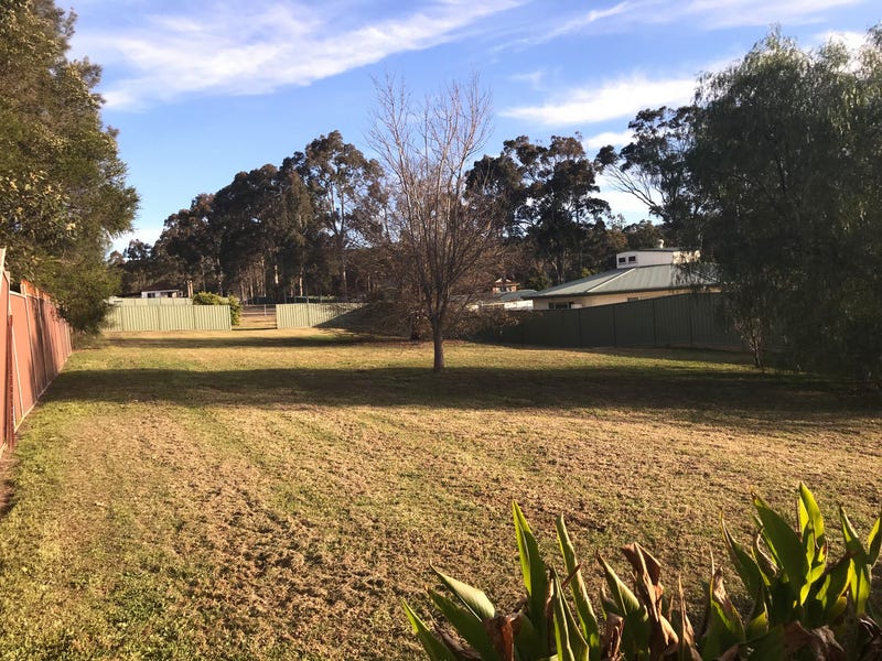 15 Munn Street, NSW 2325