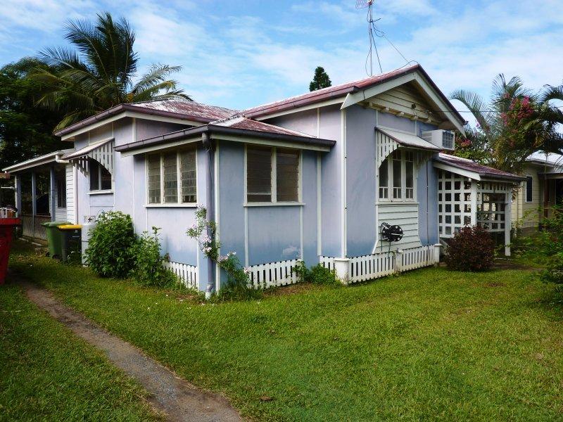 12 Hunter Street, West Mackay, QLD 4740