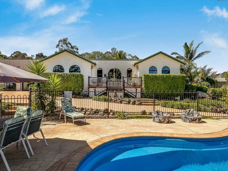 12 Palmer Drive, Highfields, QLD 4352