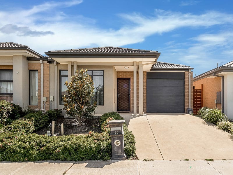 70 Elmtree Crescent, Clyde North, Vic 3978 House for Sale