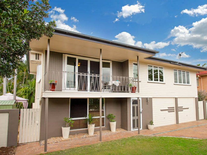 15 Levant Street, Albany Creek, QLD 4035 15 Levant Street, Albany Creek, QLD 4035