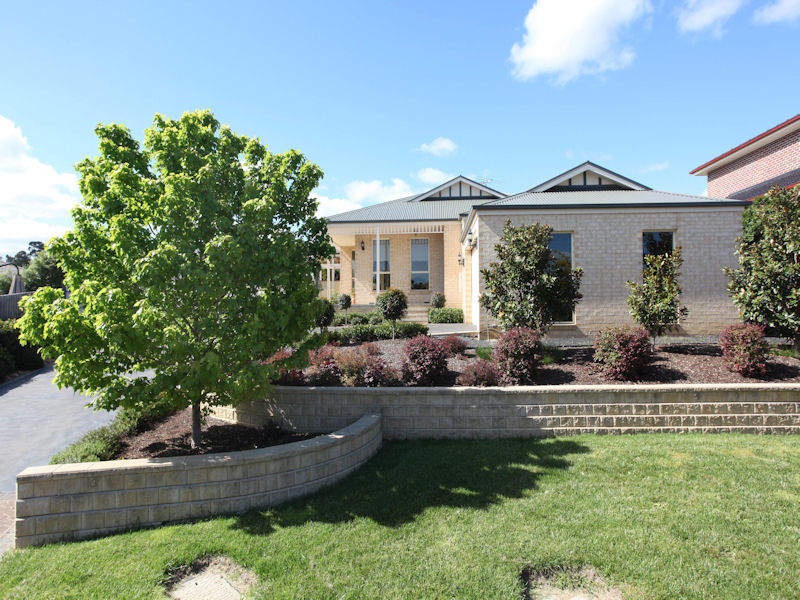 3 Jordan Court, Beaconsfield, VIC 3807 3 Jordan Court, Beaconsfield, VIC 3807