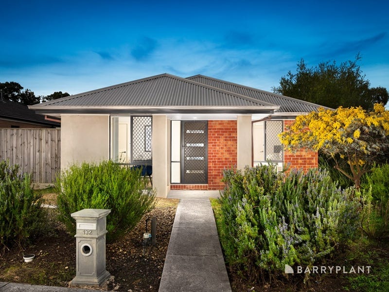 132 Eminence Boulevard, Doreen, Vic 3754 House for Sale realestate