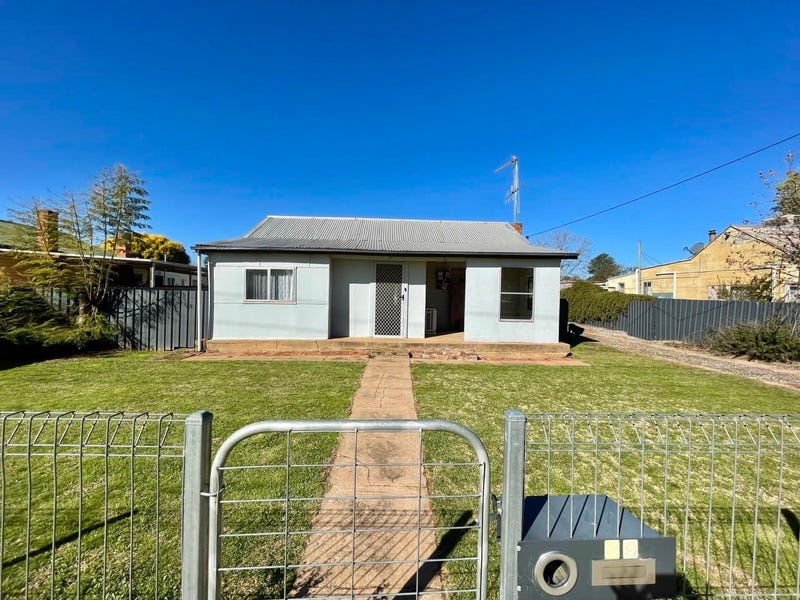 39 Forbes Road, Parkes, NSW 2870