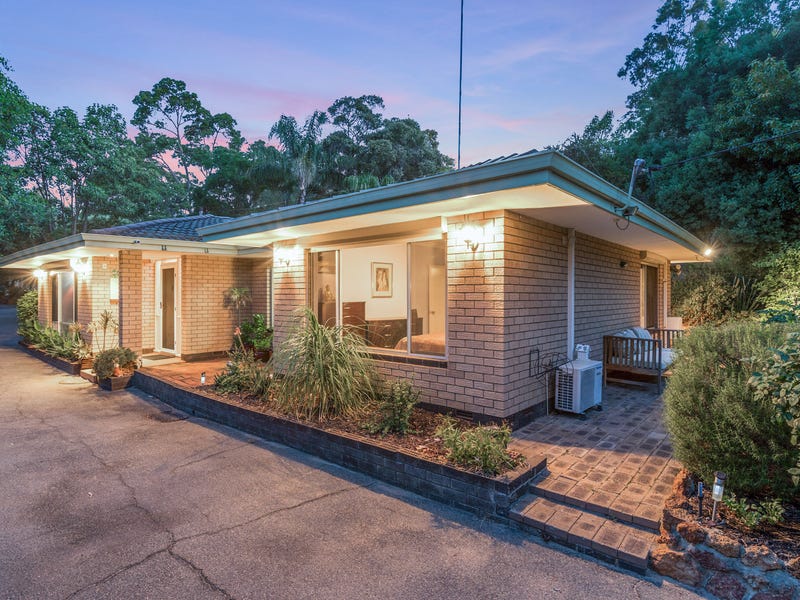 18 Stirling Road, Greenmount, WA 6056