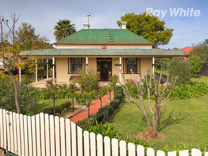 27 Bow Street, Corowa, NSW 2646 Property Details