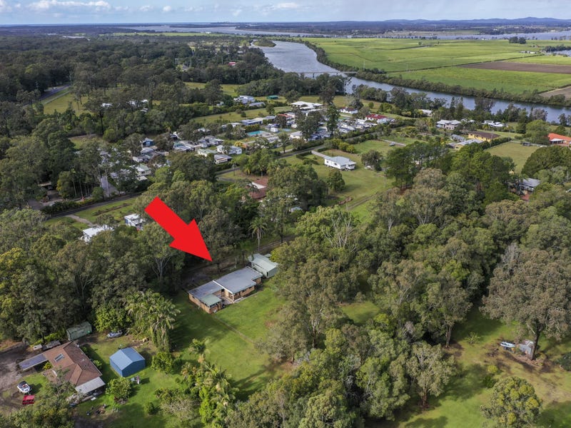 270 Iluka Road, Woombah, NSW 2469