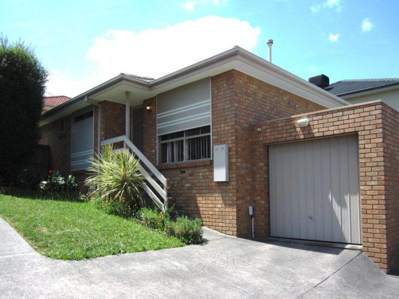 2/31 David Collins Drive, Endeavour Hills, VIC 3802