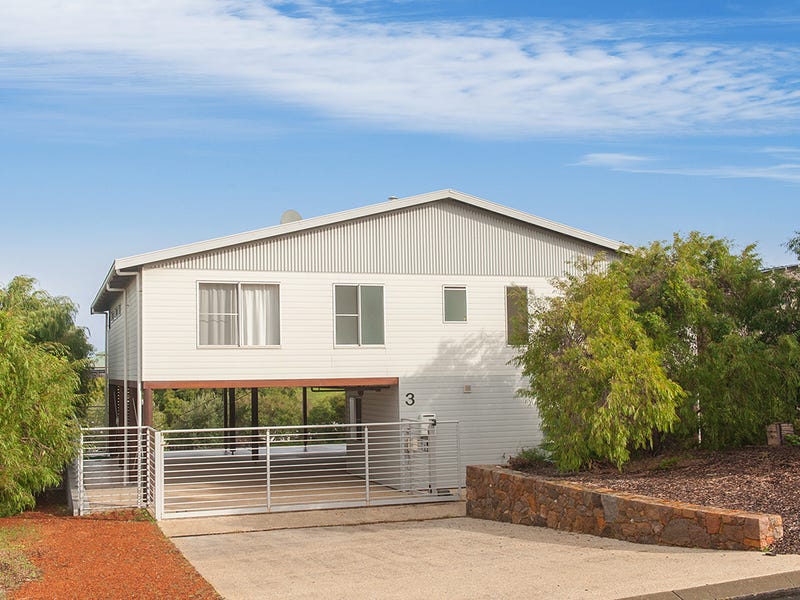 3 Lesueur Place, Gnarabup, WA 6285 Property Details