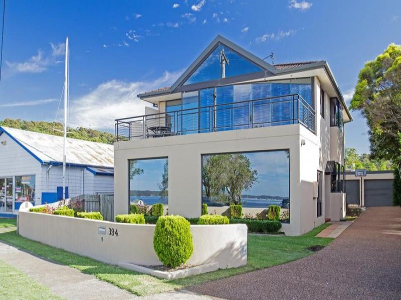394 The Esplanade, Warners Bay, NSW 2282