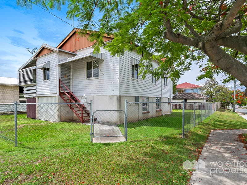 39 LANGDON AVENUE, Margate, Qld 4019 Property Details