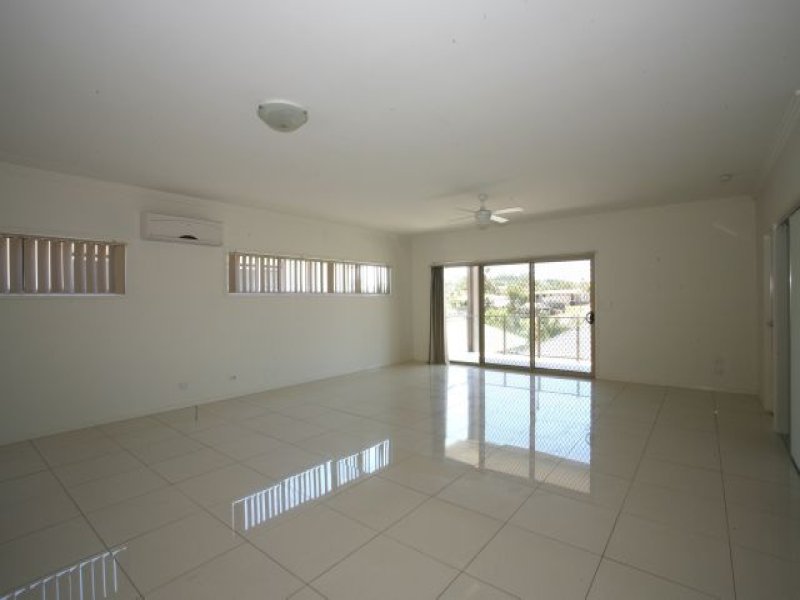 18 Heathwood Place Collingwood Park Qld 4301 Property Details