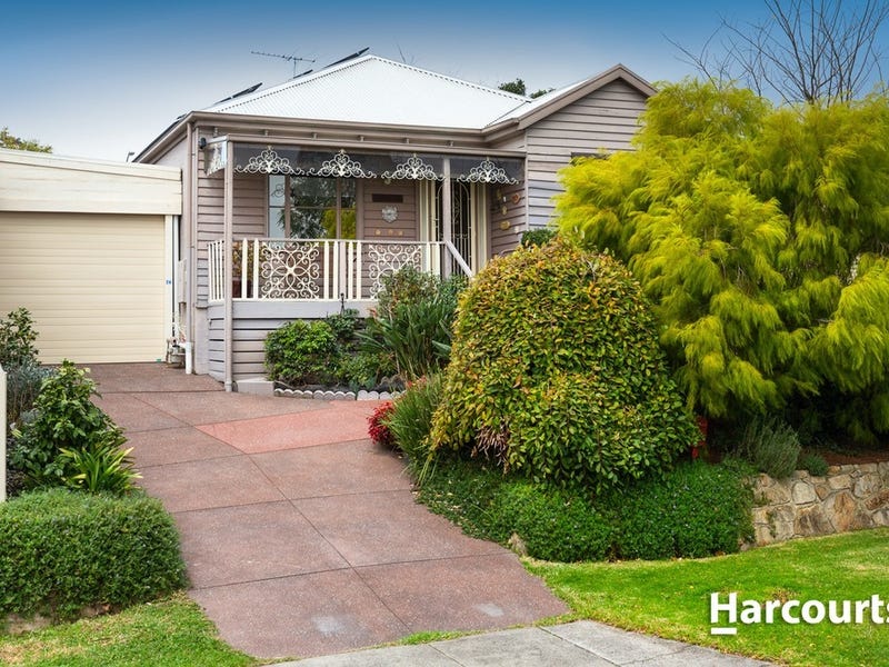 26 Allunga Parade, Berwick, Vic 3806 Property Details