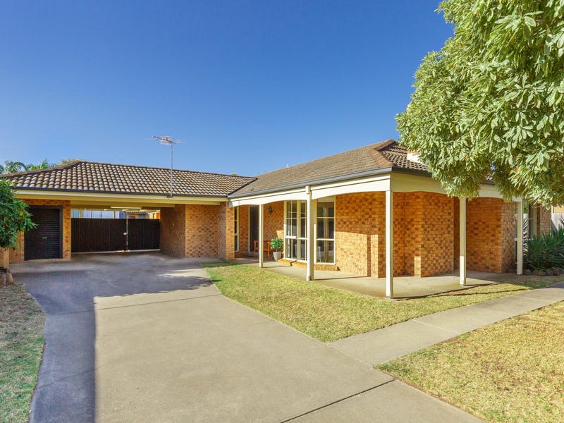 31 MONTGOMERY Street, Sale, Vic 3850 Property Details