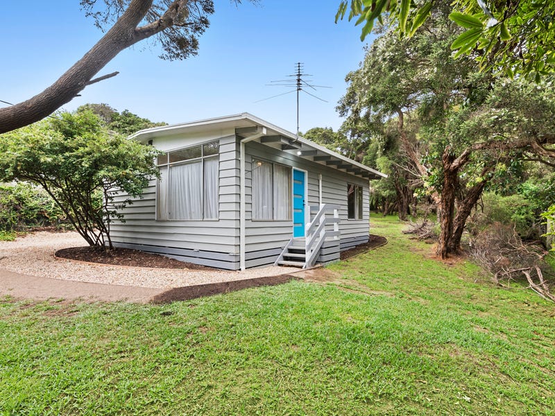 77 Garden Street, Blairgowrie, VIC 3942