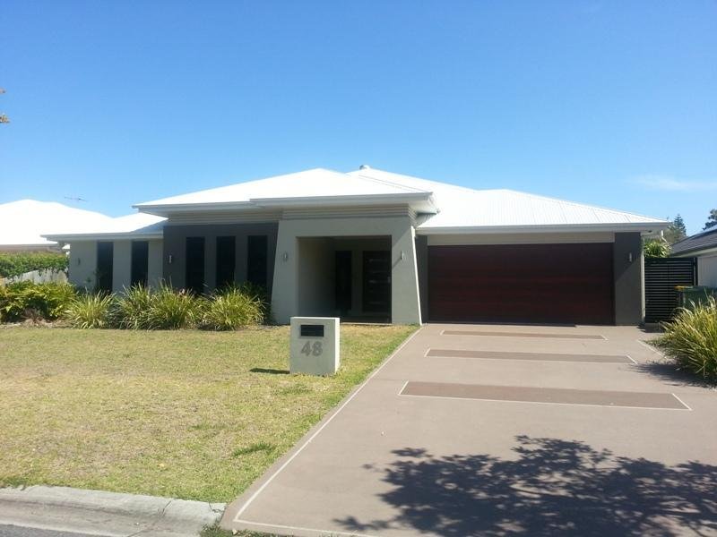 48 Marina Boulevard, Banksia Beach, QLD 4507