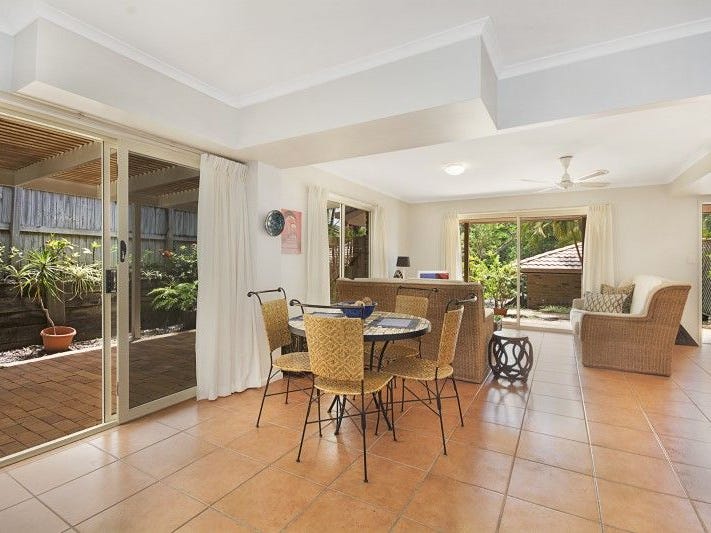 2/15 Parkedge Road, Sunshine Beach, QLD 4567