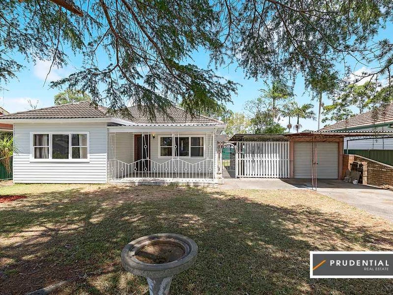 8 Cyprus Street, Macquarie Fields, NSW 2564