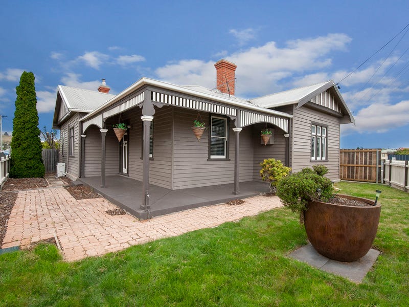 2 Lloyd Street, Ulverstone, TAS 7315